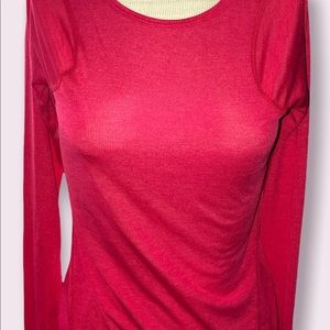 Women’s the north face long sleeve shirt size XS